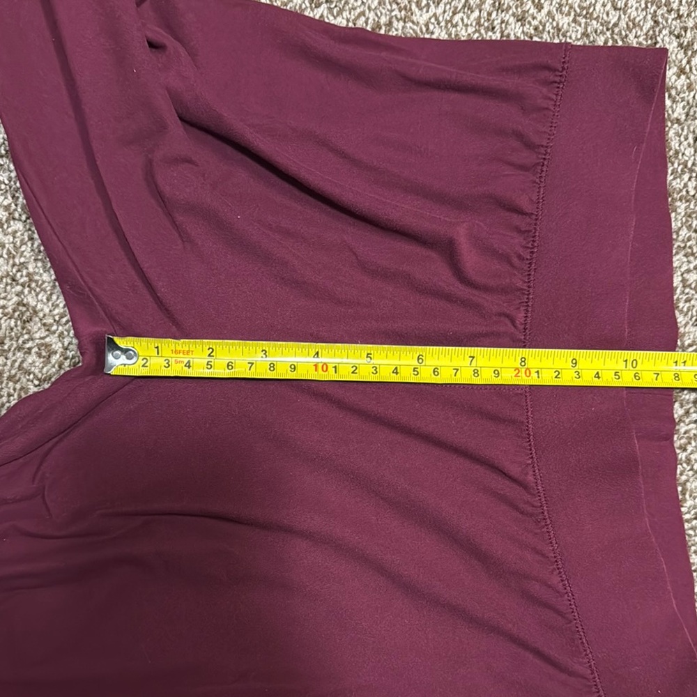 Womens medium Maurice’s Maroon Leggings - Picture 3 of 5